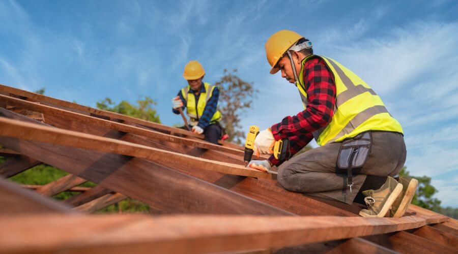 Professional Flat Roofing Installation services in Osceola, WI